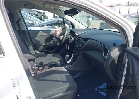 2020 Chevrolet Trax Fwd Lt из США, поврежденный, VIN 3GNCJLSB6LL329696